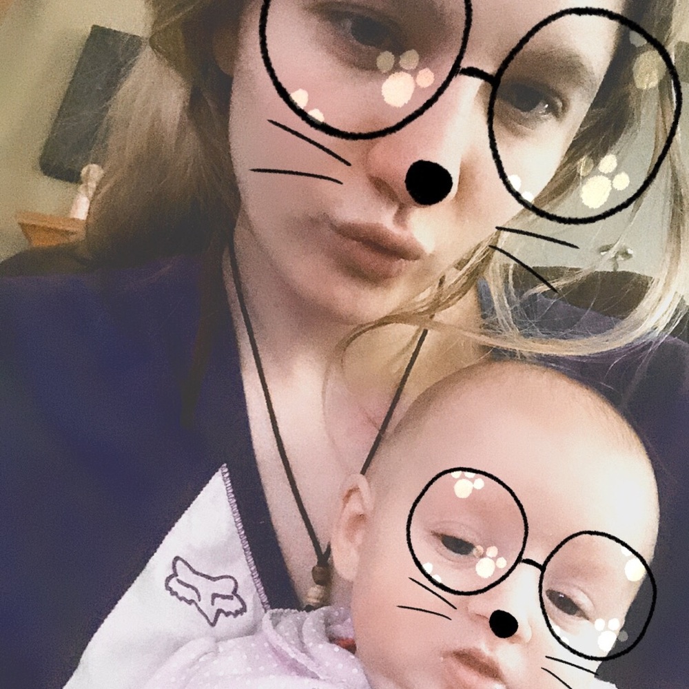 Meet your Posher, Emily